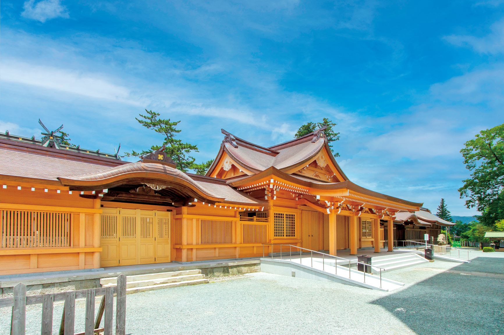 【阿蘇神社（あそじんじゃ）】